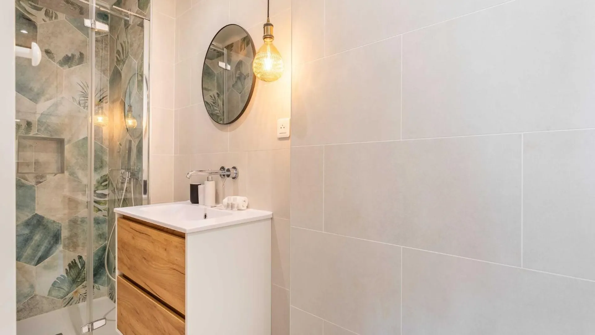 Charming Apartment -1Br 4P- Notre Dame Du Mont Marseille